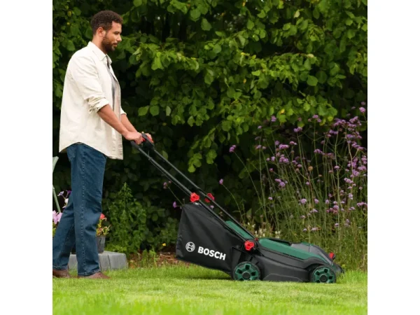 image 12 Bosch Akku-Rasenmäher Rotak18V2-38 inkl. Akkus und Ladegerät - image 12
