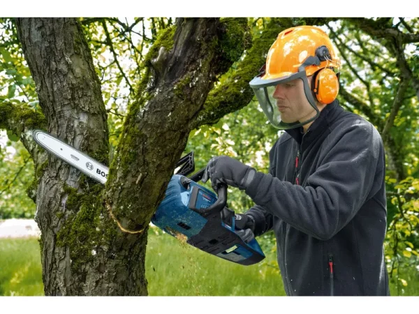 image 93 Bosch Professional Akku-Kettensäge GKE 18V-40 Solo - image 93
